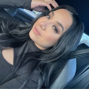 Meet your Posher, Giselle